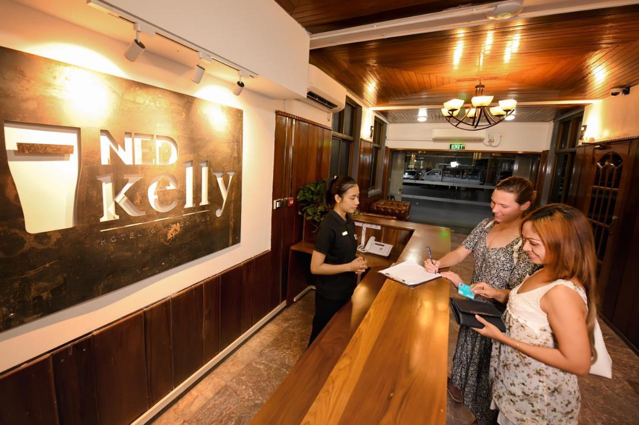 Ned Kelly Hotel & Irish Pub Mandalay Exterior foto