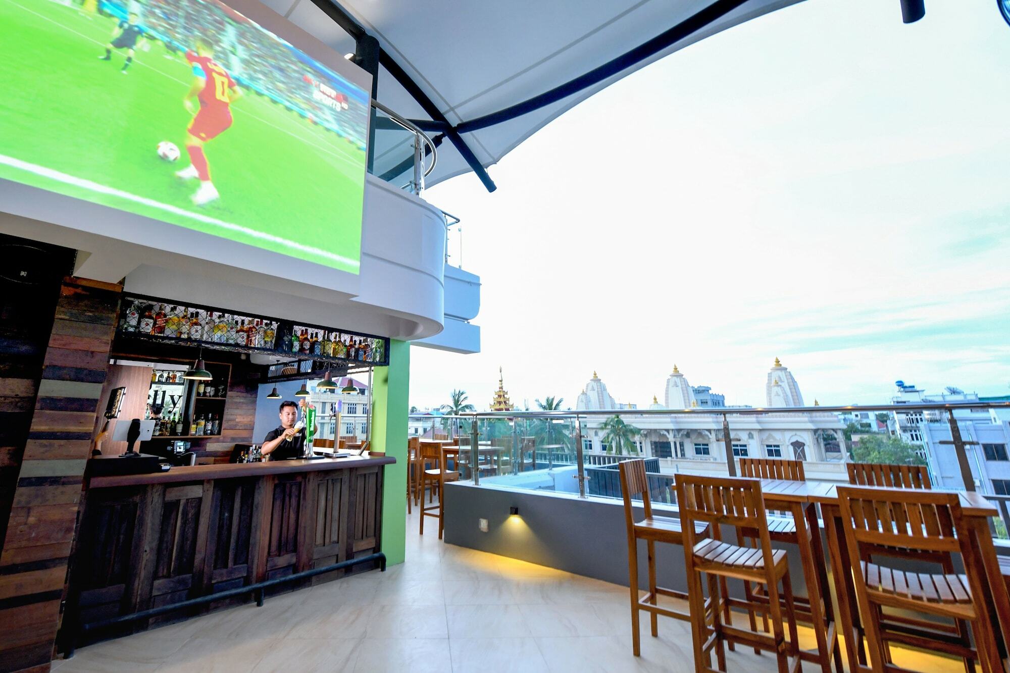 Ned Kelly Hotel & Irish Pub Mandalay Exterior foto